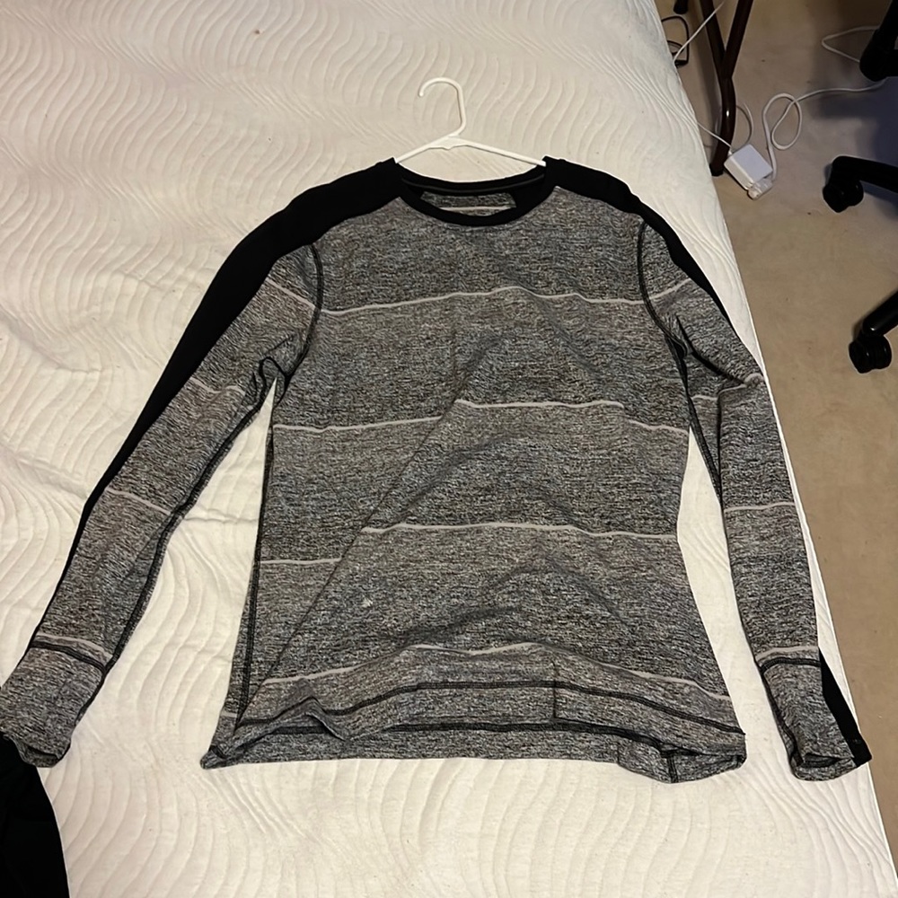 Gray Long sleeve Lululemon shirt
